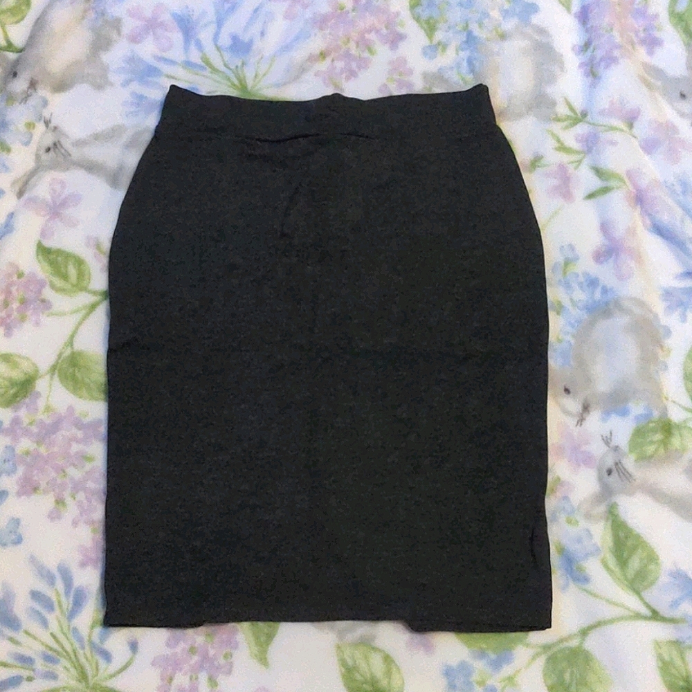 Charcoal Gray Midi skirt/M